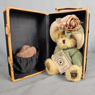 Boyds Bear Plush- (Mohair) Penny Whistleby - #900251 Bear and Trunk