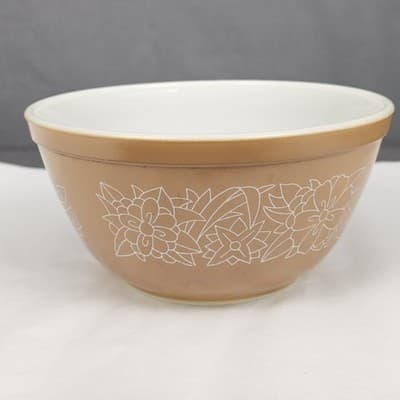 Pyrex Woodland #402 Nesting Mixing Bowl Brown/white 1.5 QT Glass USA Vintage