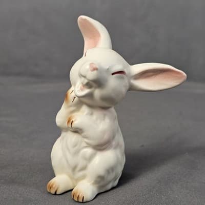 Vintage Lefton Porcelain Bunny Rabbit Figurine Japan Korea