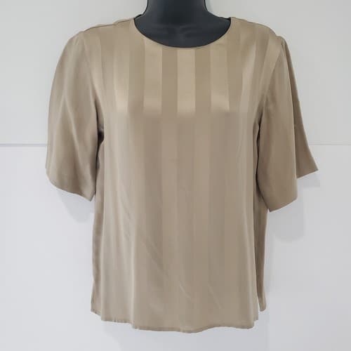 Womens Ann Klein 100% Silk Size 2 Petite Dress Shirt Light Tan Vertical Stripe
