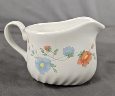 Corelle Delicate Touch Gravy Boat Coordinates Stoneware Blue & Orange Flowers