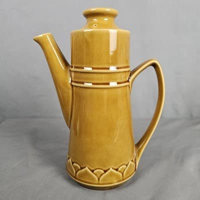 Golden Seville Teapot Pitcher Mustard Yellow Tall Coffee Tea Pot DW Safe Japan