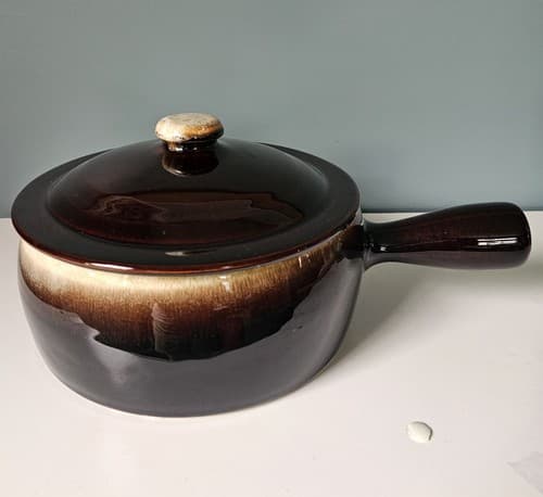 Vintage Pfaltzgraff Gourmet Brown Drip Casserole Dish #325 w/ Lid & Handle