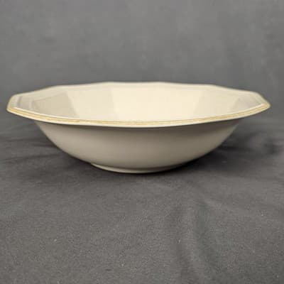 Mikasa Avante Ivory Serving Bowl FE 900 Japan 9.75" Vintage Retro