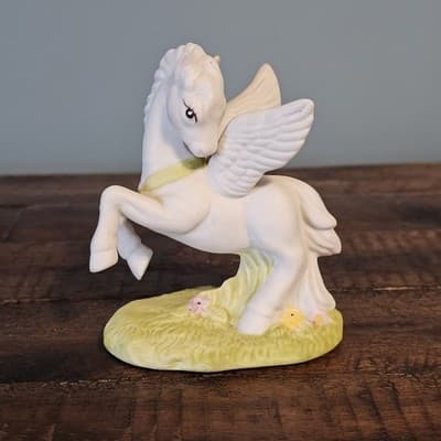 Vintage Wallace & Berrie co. Fantasy Series Pegasus 1982 #4962 Porcelain