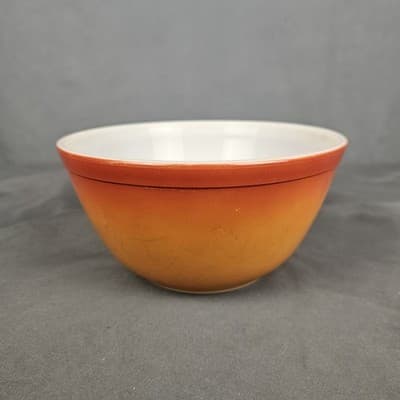 Vintage Pyrex Bowl Flameglo Orange 1 1/2 quart #402 Mixing Nesting Bowl