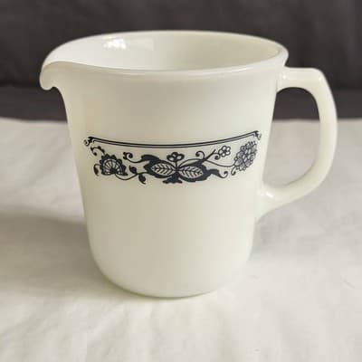 PYREX 3.5” Old Town Blue Onion Creamer Vintage Milk Glass Tall D Handle