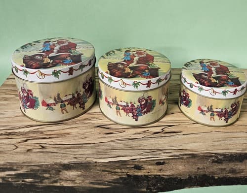 3 Sizes of the Season Christmas Santa Claus Holiday Nesting Cookie Nuts Tins