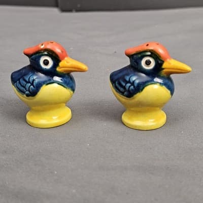 Vintage Kookaburra Bird Ceramic Salt and Pepper Shakers Japan Hand Painted