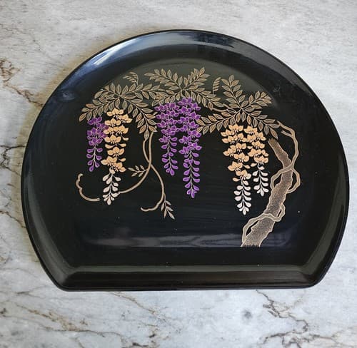 VINTAGE MID CENTURY JAPAN BLACK LACQUER LILACS FLORAL ROUND SERVING TRAY