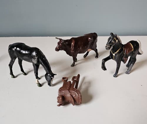 Lot Of 3 Vintage Miniature Metal Horses and Cow Figurines