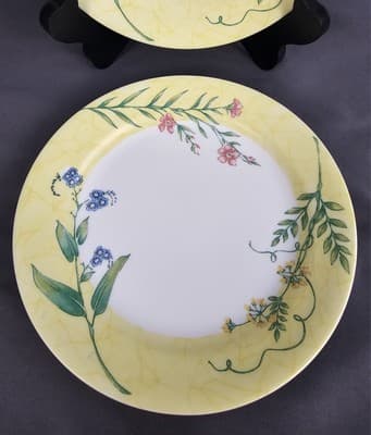 Vintage Corelle Sun Garden 7 1/8"D Salad Dessert Plate Preowned Yellow Floral