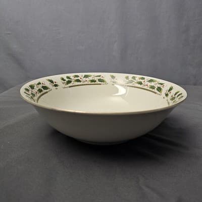 Vintage Home for the Holidays Holly Holiday Serving BOWL 9"
