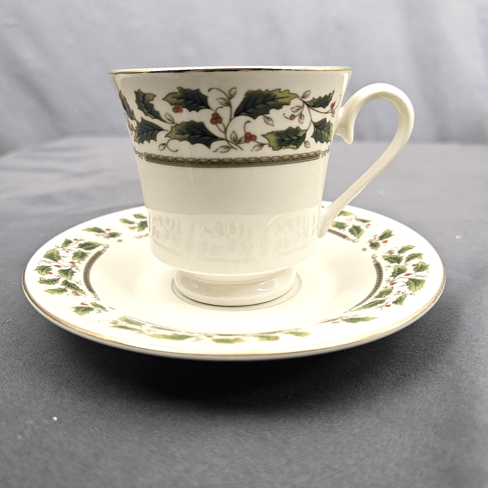 Vintage Home for the Holidays Holly Holiday Tea Cup and Saucer Set