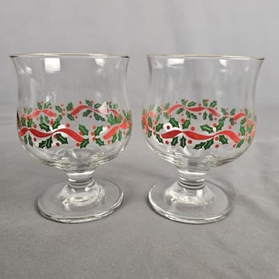 Libbey Christmas Holly Berry Ribbon Goblets Gold Rimmed Set of 2 Holiday Glasses