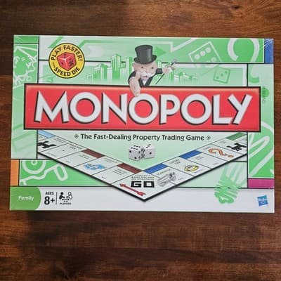 Milton Bradley 2009 Monopoly with Speed Die NIB Never Opened Still in plastic