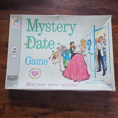 1965 MYSTERY DATE Vintage Original Version Board Game MILTON BRADLEY USA