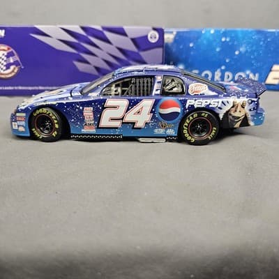 1999 Jeff Gordon #24 Star Wars Episode 1 Nascar 1:24 Stock Car Monte Carlo Pepsi