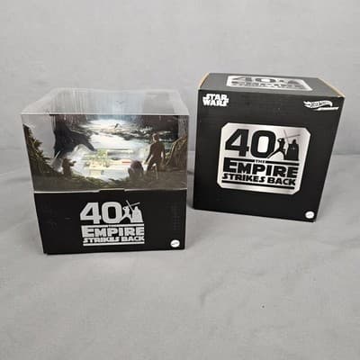 40th The Empire Strikes Back Hot Wheels Luke Yoda Crash Landing Ship Lifts Turns
