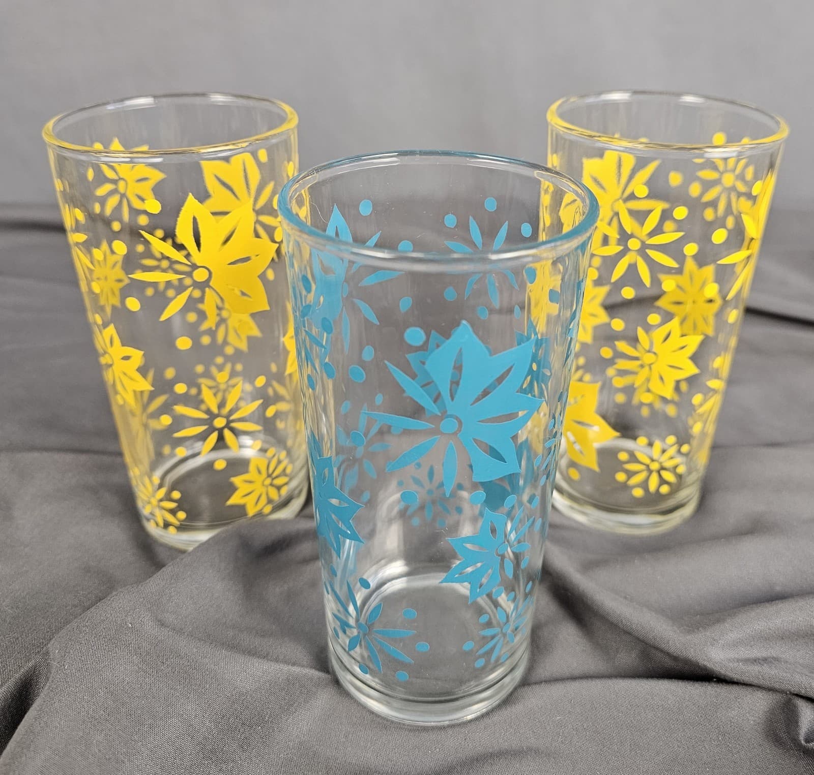 Turquoise and Yellow Atomic Flowers Tumblers MCM Set of 3