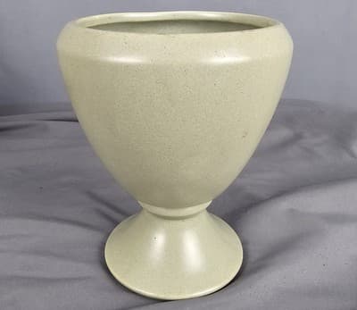 Vintage McCoy Pottery Floraline Pedestal Planter # 433 Matte Avocado Green Vase