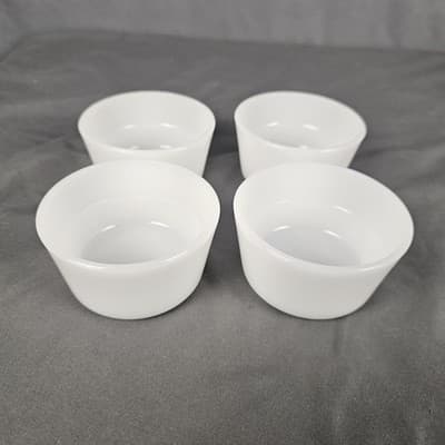 4 Glasbake Ramekin Custard Bake Cups Milk Glass White Bowls Flan Baking 4-5 oz