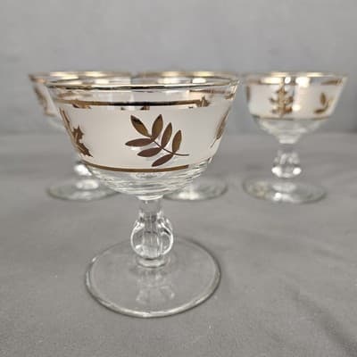 Anchor Hocking Frosted Gold Leaf Champaign Glasses 4.25" Tall Vintage Set of 4
