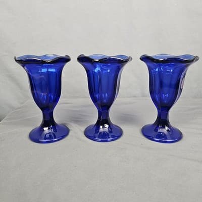 Anchor Hocking Cobalt Blue Footed Dessert Cups Petal Rim Sherbet Glass Set/3
