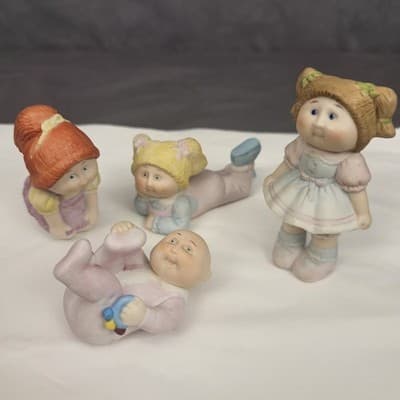 OAA Inc Vintage 1984 Porcelain Cabbage Patch Baby Figurines Lot 4