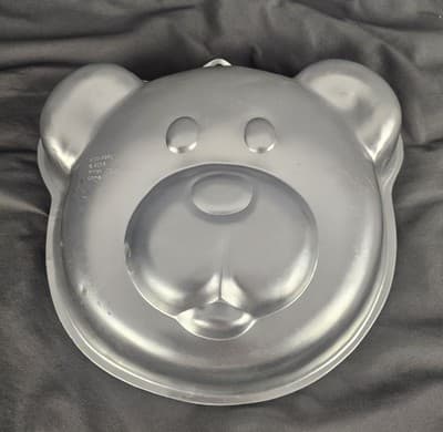 Vintage 2003 Wilton Teddy Bear Cake Mold Pan 2105-4945 Aluminum 2004