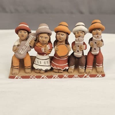 Vintage Peruvian Terra Cotta Clay Pottery Folk Group of Musicians 2.25" Tall