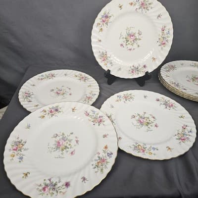 Minton Marlow Bone China Dinner Plate 10.5" Dia Set of 4 Read Description