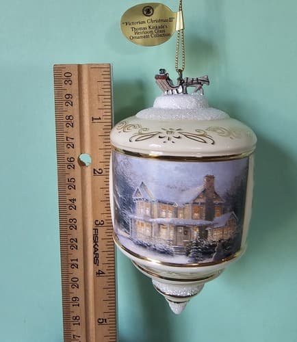 2001 Bradford Editions Thomas Kinkade Ornament EUC Victorian Christmas III Glass