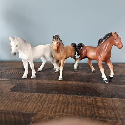 Small Horse Pony Figurines Lot of 3 Buckskin, Gray, Bay Vintage 4.5" Tall