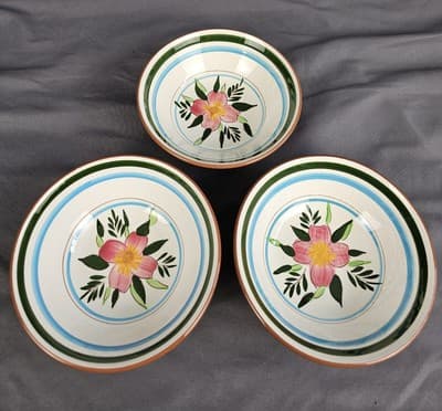 Stangl Pottery Country Garden 5.5" Salad Bowls set of 3 - Lighter Pink