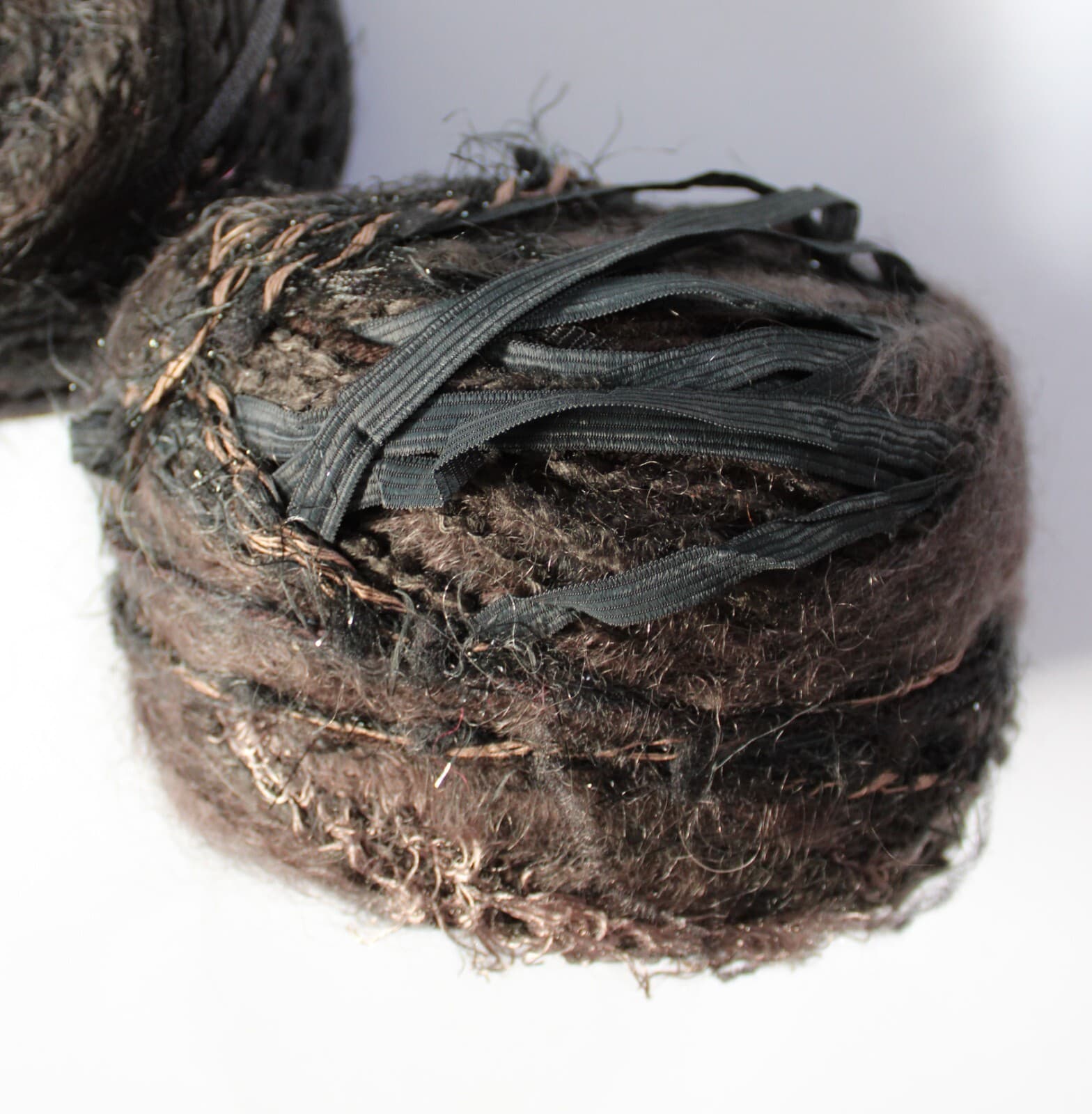 Camelot Designer Yarn Brown w Black 31% Nylon 30% Wool Acrylic Mohair 327yd