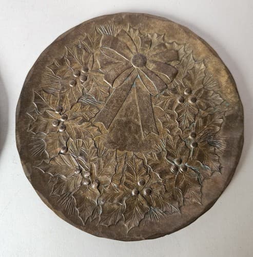 Hammered Wendell August Forge Christmas Wreath Coaster 4.25” Solid Bronze