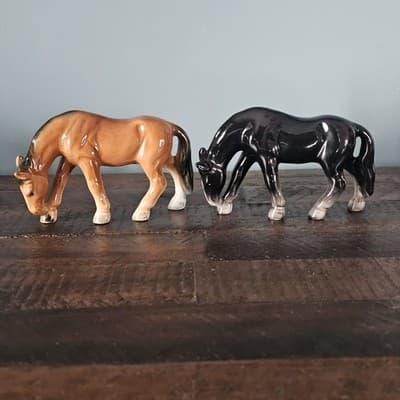 Grazing Horses Pony Small Figurines Bay Black Glossy 2.75" Tall Set of 2 Horse