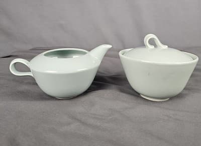 Homer Laughlin Celadon Green Ceramic Creamer And Sugar Finial Handle 1950s