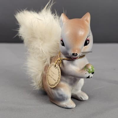 Vintage 3 3/4" Red Brown Squirrel CERAMIC Figurine ENESCO Japan FUR Green Nut