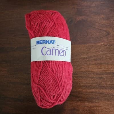 Bernat Cameo True Red Yarn 80% Wool, 20% Alpaca 1.75oz, 105yd