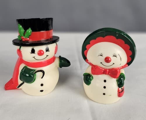 HALLMARK'S Happy Merry Snowmen Salt Pepper Shakers 1980 VINTAGE