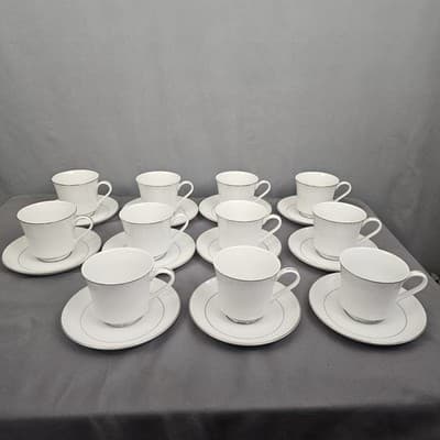 Set of 11 Crown Victoria Lovelace Tea Coffee Cups and Saucers Fine China Japan
