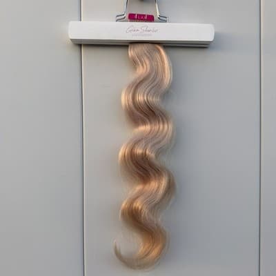 Glam Seamless 20” Body Wave Tape in Hair Extensions Iced Blonde #60S NEW SEALED