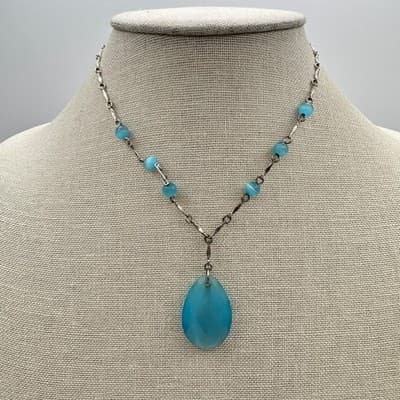 Vintage Y2K Avon Blue Teardrop Pendant Necklace Silver Tone Statement Jewelry