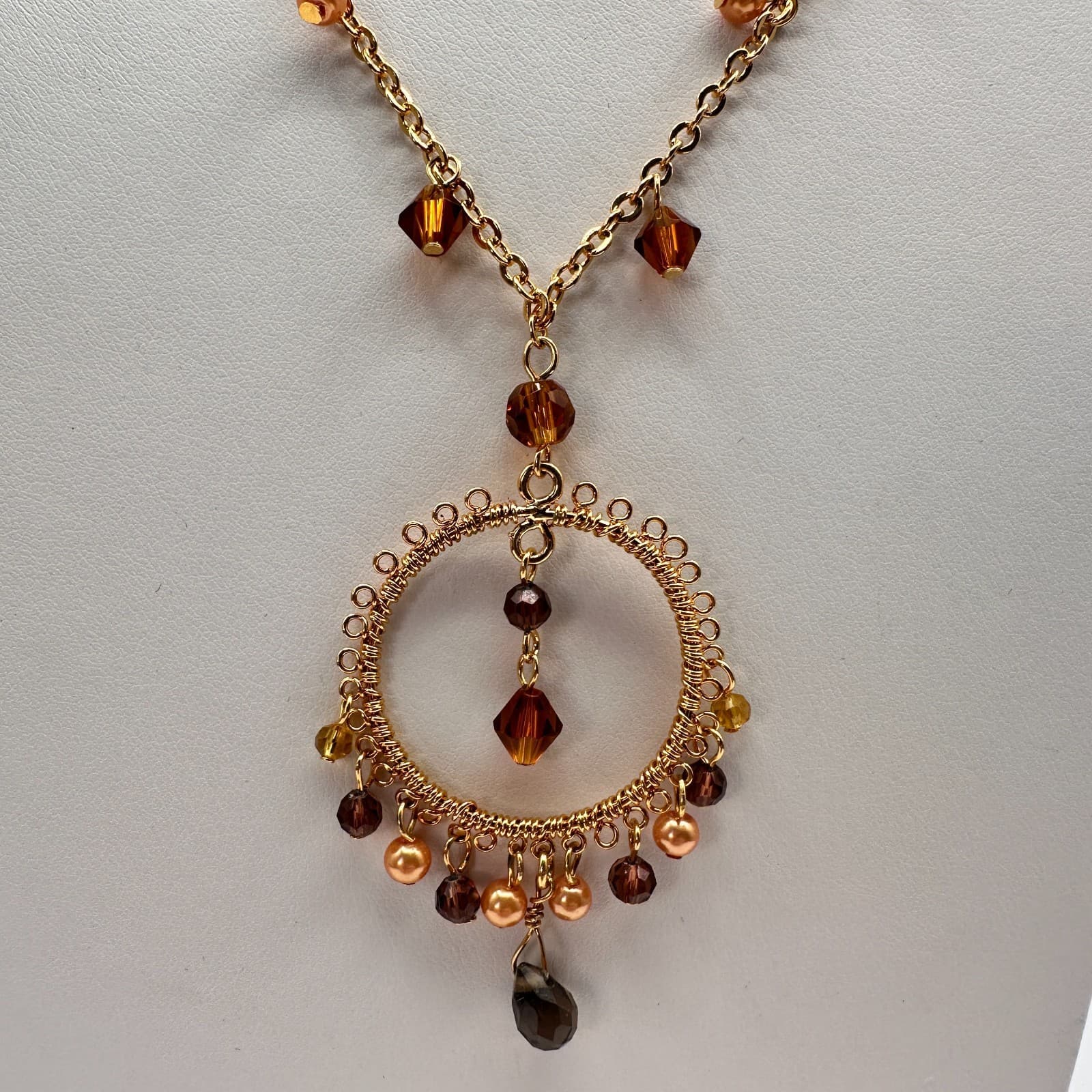Vintage 90s Amber Glass Gold Tone Round Pendant Necklace Boho Women's Jewelry