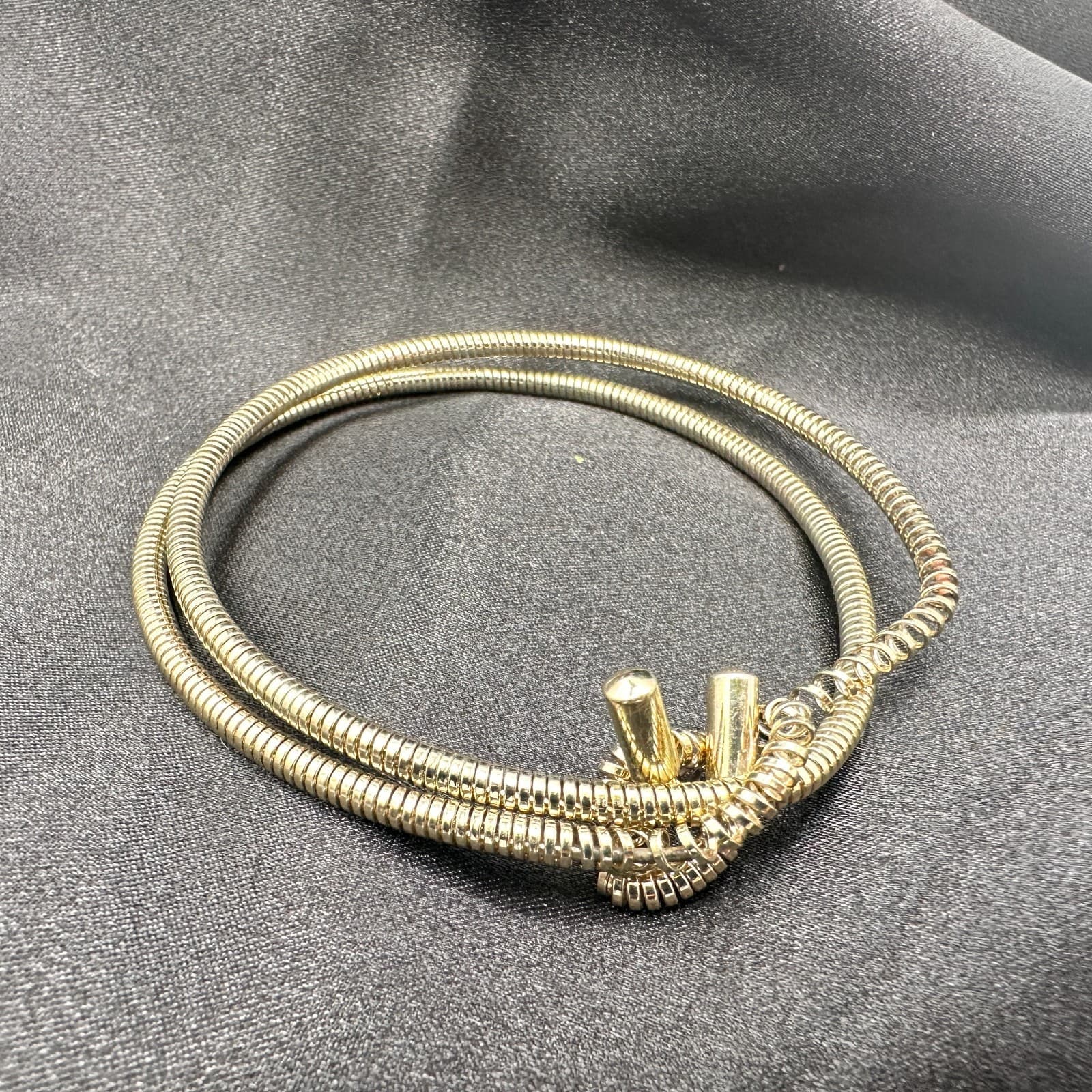 Vintage 80s Tubgas Snake Chain Bangle Gold Tone Flexible Bypass Bracelet Jewelry