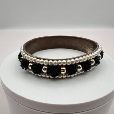 Vintage 90s Faux Pearl Black Rose Bangle Gold Tone Bracelet Fashion Jewelry