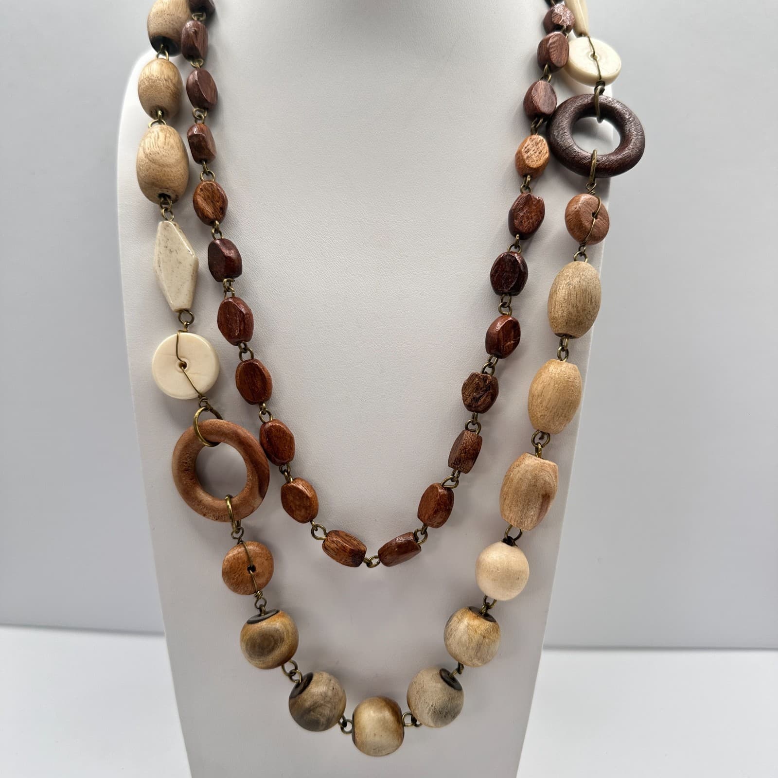 Vintage 90s Boho Double Strand Wooden Beaded Necklace Women's Classic Jewelry