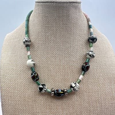 Vintage Y2K Silver Tone Beaded Necklace Boho Women's Classic Fashion Jewelry